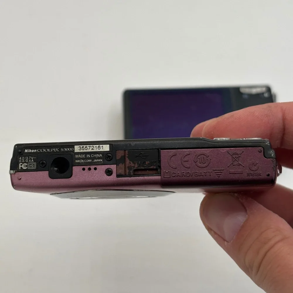Nikon Coolpix Camera Bundle S560 Black and S3000 Pink For Parts Repair
